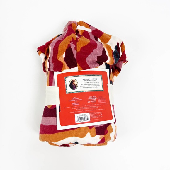 Opalhouse x Jungalow Adult Hooded Bath Towel with Tassel Pink and Red Zebra - Picture 4 of 6